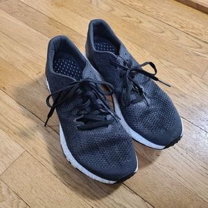 Black Adidas PureBoost